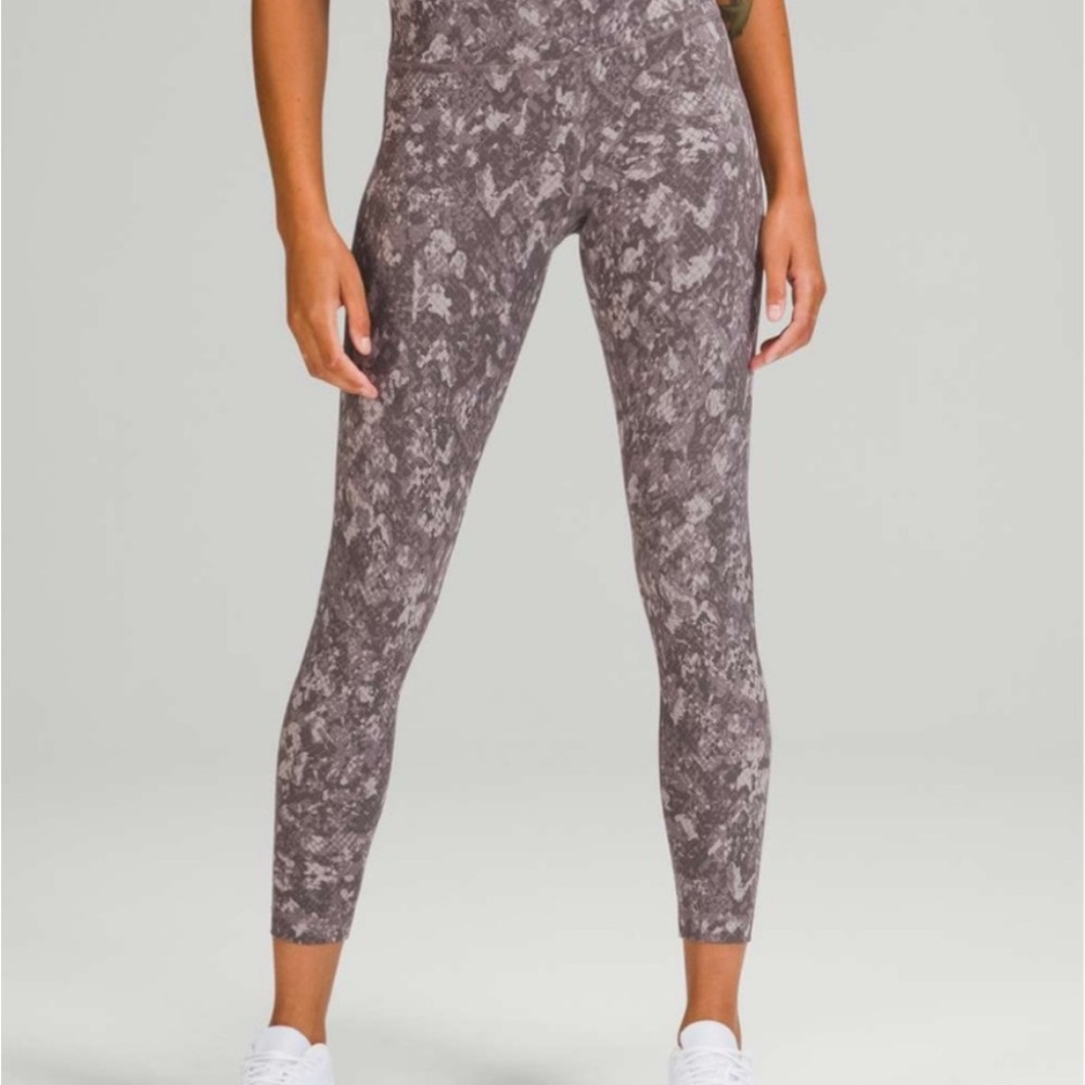 Lululemon Wunder Train High Rise Leggings